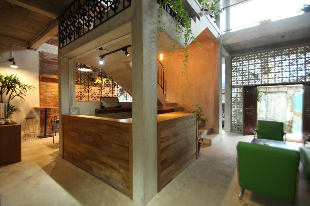 Pawon Cokelat Guesthouse ยอกยาการ์ตา ภายนอก รูปภาพ